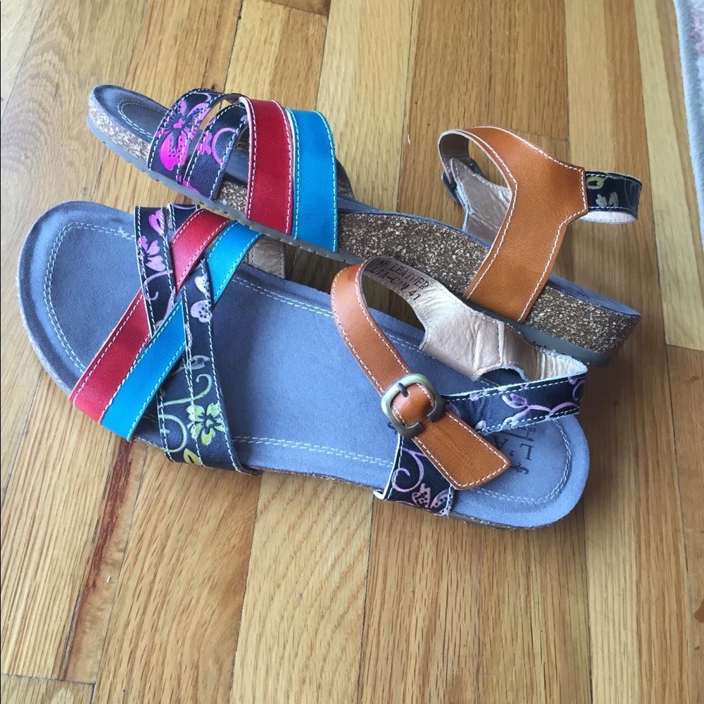 L’Artiste Genuine Leather by Spring Step Sandals